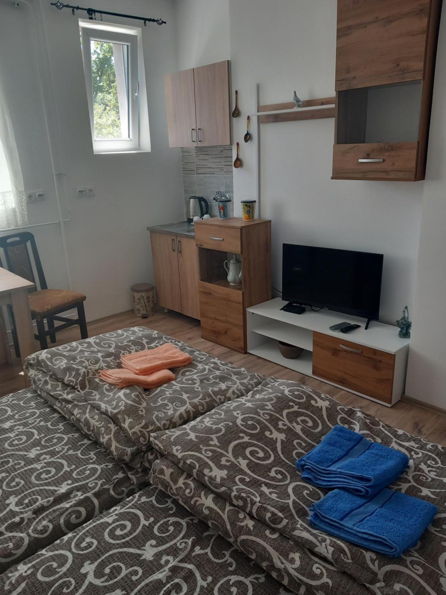 Rm Castell Apartments Novi Sad Ngoại thất bức ảnh